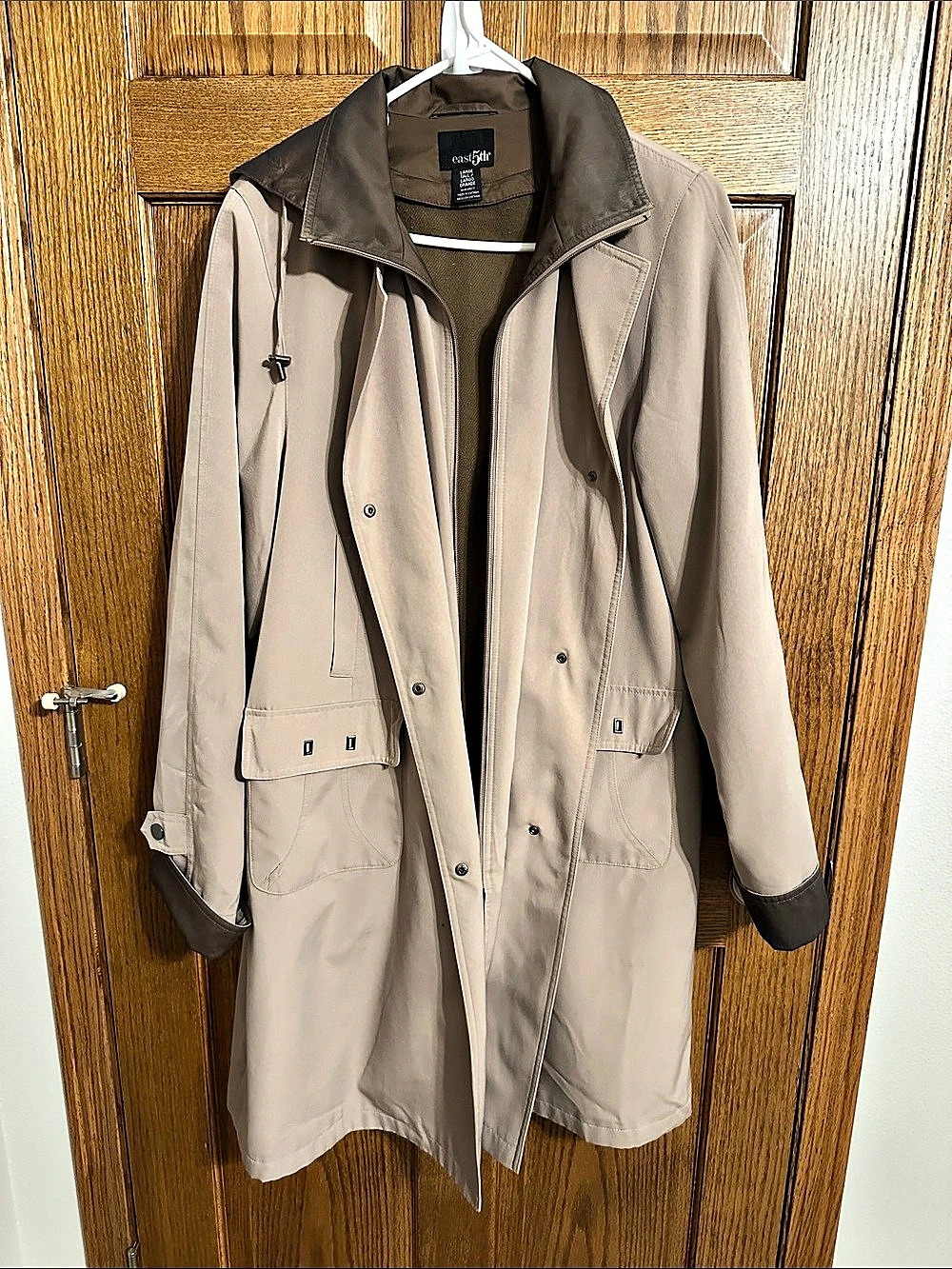 east 5th Hooded Trench Coat in Beige Large Like New